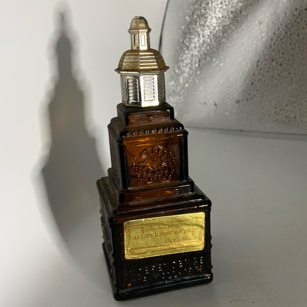 Avon glass replica of Independence Hall 1876 all purpose lotion but empty now